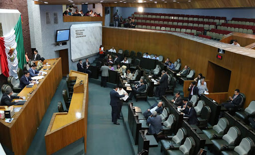 Si los diputados no trabajan, que tampoco se les pague