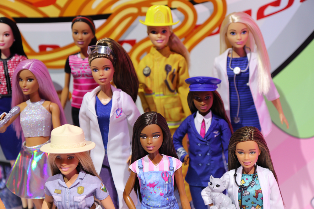 Esta Barbie enseña lecciones sobre la acción colectiva